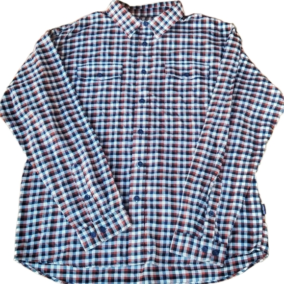 Patagonia Other - Patagonia \ Men's Longsleeve Buckshot Button-Down Flannel Shirt / Large